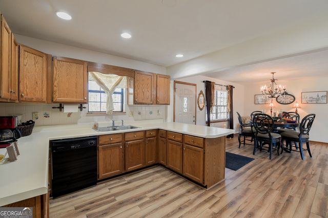 1526 Cronic Town Road, Auburn, GA 30011