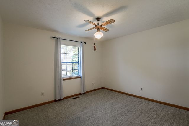 1526 Cronic Town Road, Auburn, GA 30011