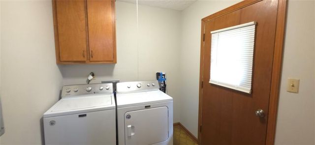 1382 Mary Dale Drive SW, Lilburn, GA 30047