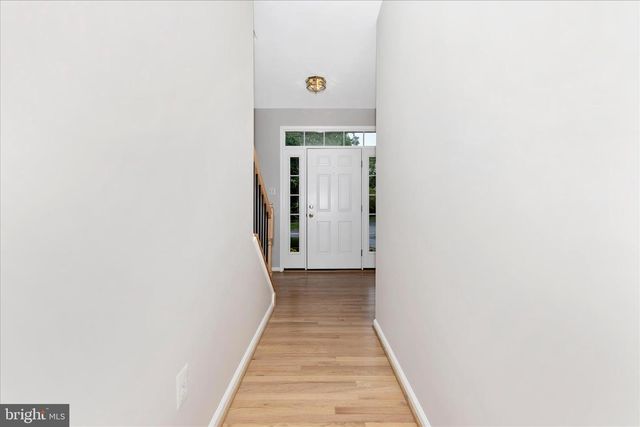 18500 CENTER CREST CT, Olney, MD 20832