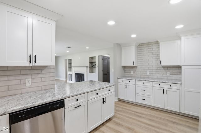 211 W McKenzie Road, Greenfield, IN 46140