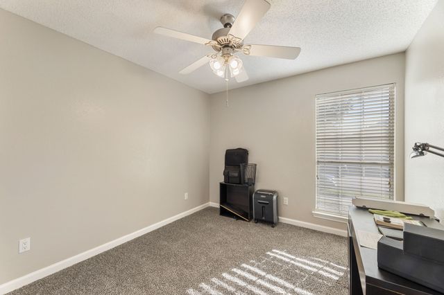 1813 Frosted Hill Drive, Carrollton, TX 75010