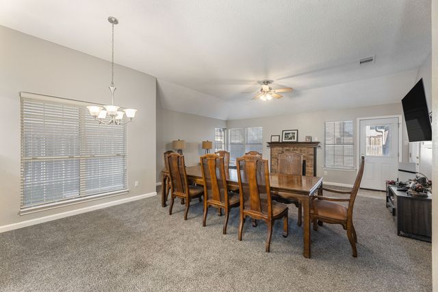 1813 Frosted Hill Drive, Carrollton, TX 75010