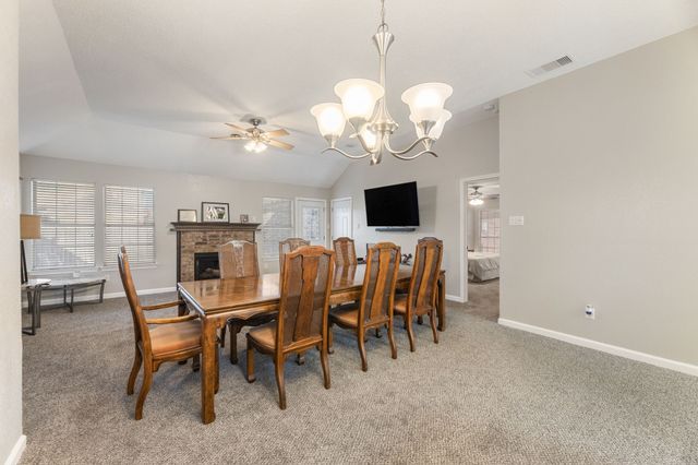 1813 Frosted Hill Drive, Carrollton, TX 75010