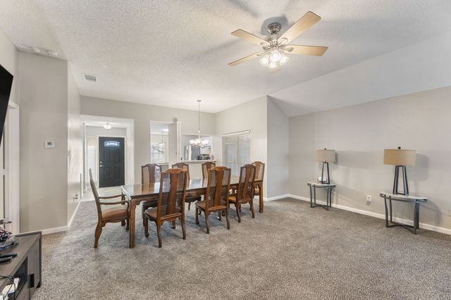 1813 Frosted Hill Drive, Carrollton, TX 75010