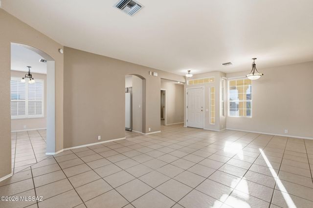 9910 N Crystal Spring Place, Tucson, AZ 85742