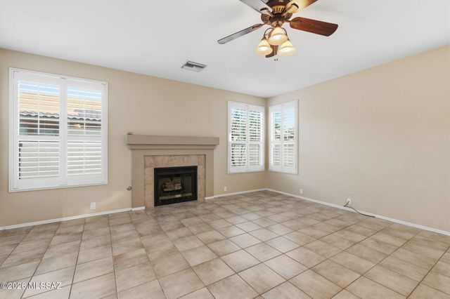 9910 N Crystal Spring Place, Tucson, AZ 85742