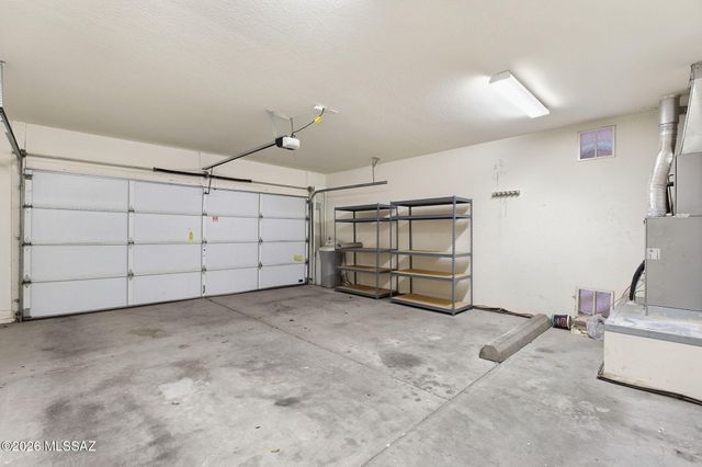 9910 N Crystal Spring Place, Tucson, AZ 85742