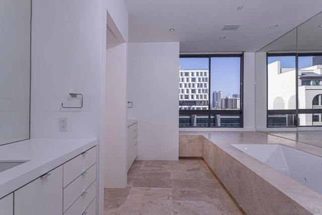 700 Front Street 501, San Diego, CA 92101