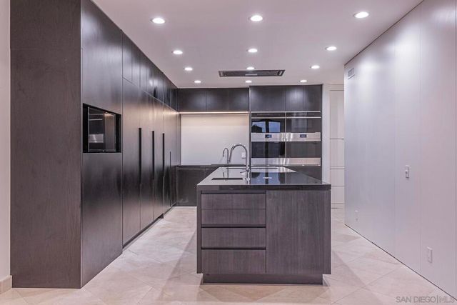 700 Front Street 501, San Diego, CA 92101