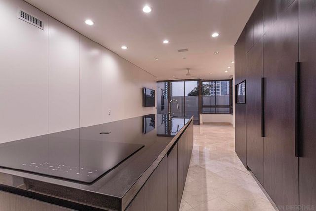 700 Front Street 501, San Diego, CA 92101