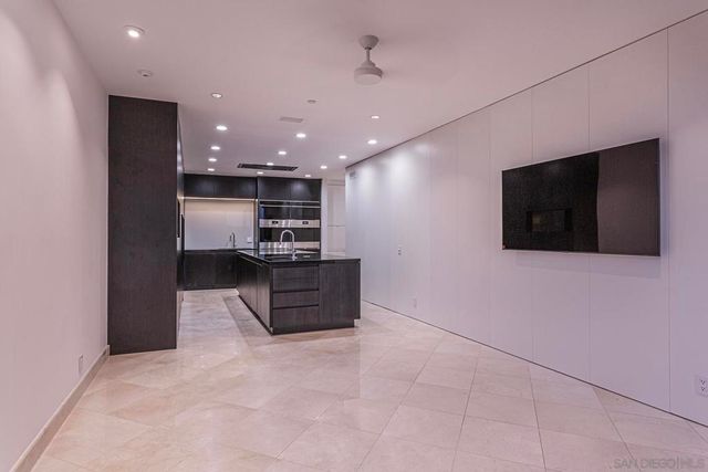 700 Front Street 501, San Diego, CA 92101