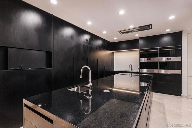 700 Front Street 501, San Diego, CA 92101