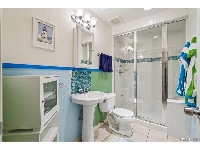 194 High Country Dr, Lafayette, CO 80026