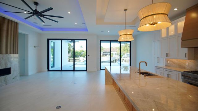 11331 Avery Road, Palm Beach Gardens, FL 33410