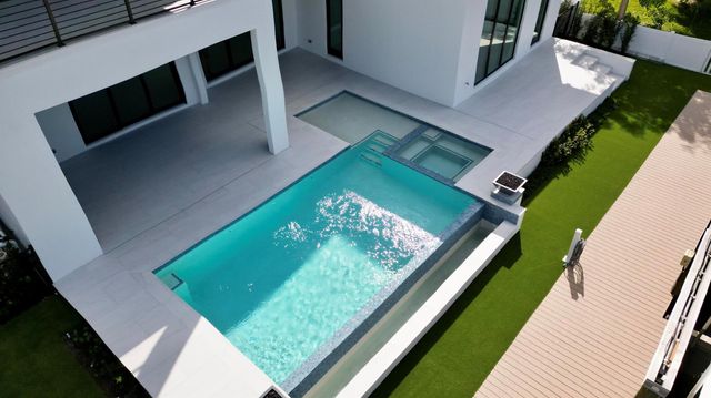 11331 Avery Road, Palm Beach Gardens, FL 33410