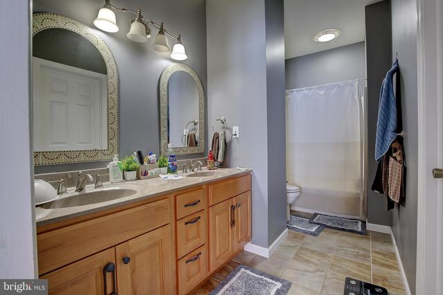 406 STONY POINTE DR, Bellefonte, PA 16823