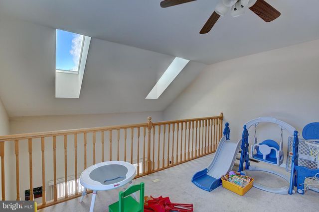 406 STONY POINTE DR, Bellefonte, PA 16823