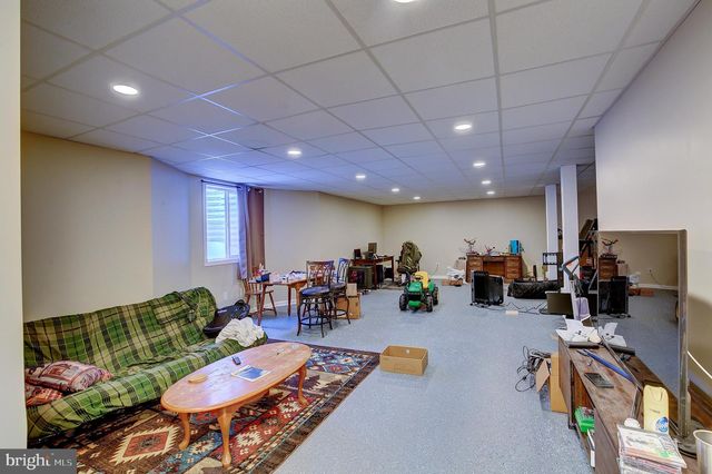 406 STONY POINTE DR, Bellefonte, PA 16823