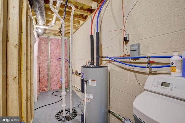 406 STONY POINTE DR, Bellefonte, PA 16823