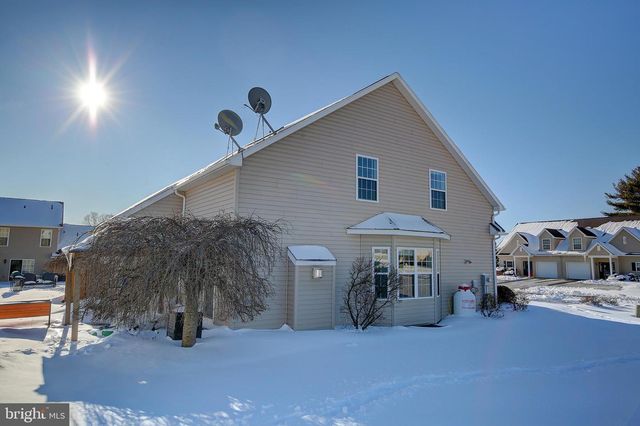 406 STONY POINTE DR, Bellefonte, PA 16823