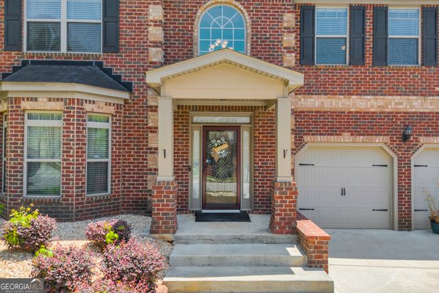 90 Waters Edge Lane, Covington, GA 30014