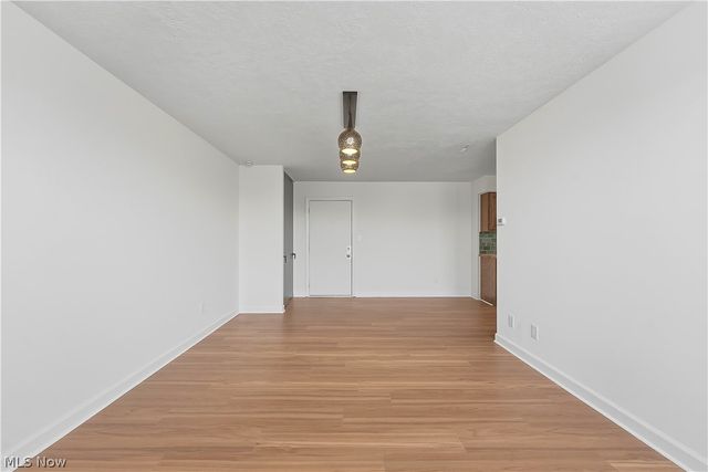 25735 Lorain Road 210, North Olmsted, OH 44070