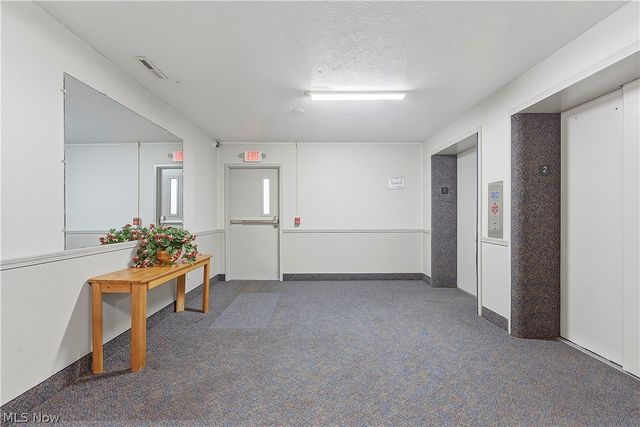 25735 Lorain Road 210, North Olmsted, OH 44070