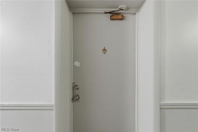 25735 Lorain Road 210, North Olmsted, OH 44070