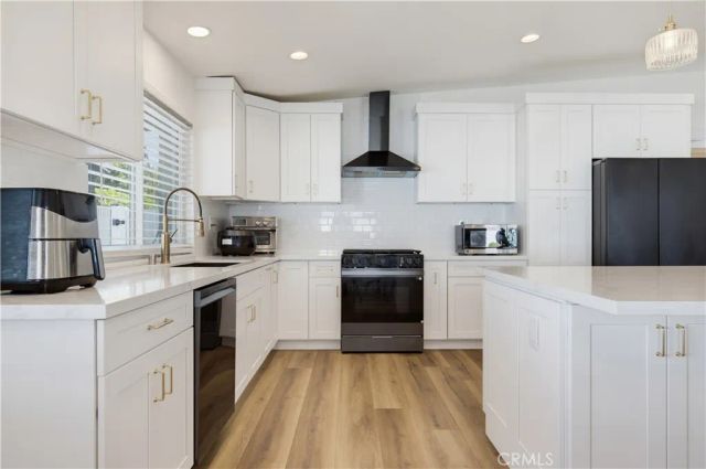 4921 Golden Arrow Drive, Rancho Palos Verdes, CA 90275
