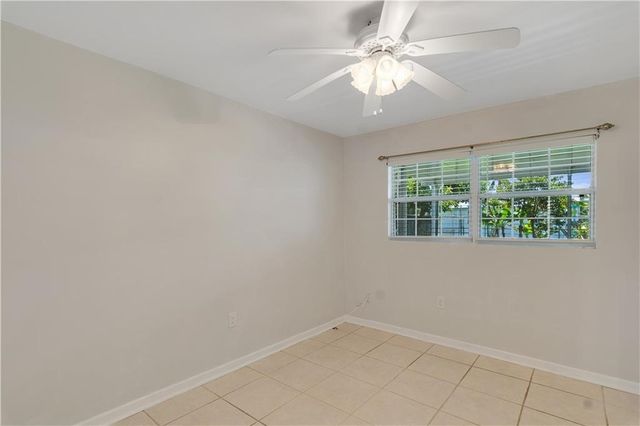 1440 4th Court, Vero Beach, FL 32960