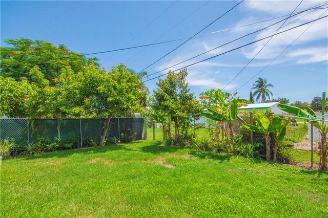 1440 4th Court, Vero Beach, FL 32960