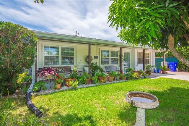 1440 4th Court, Vero Beach, FL 32960