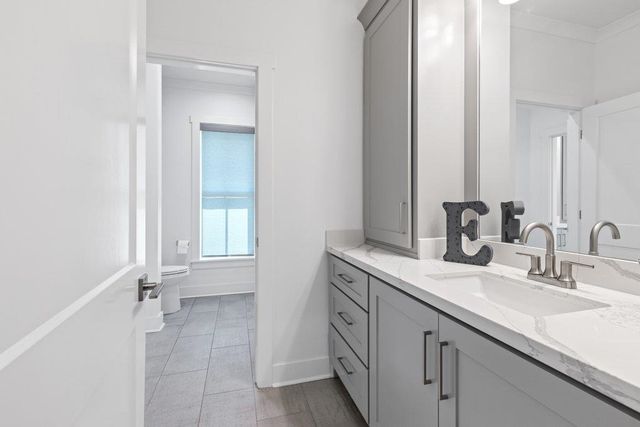 6543 White Oleander Circle W, Lake Charles, LA 70605