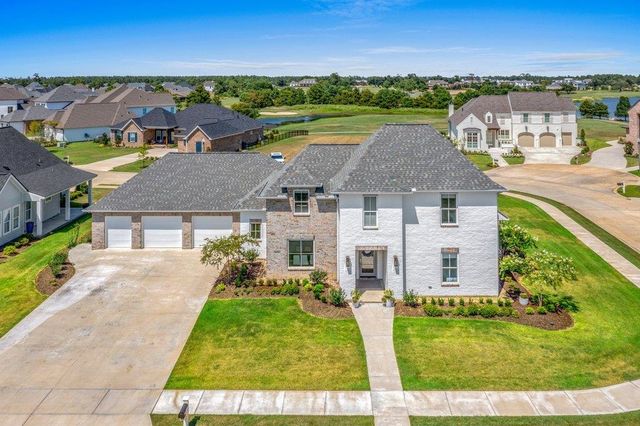 6543 White Oleander Circle W, Lake Charles, LA 70605