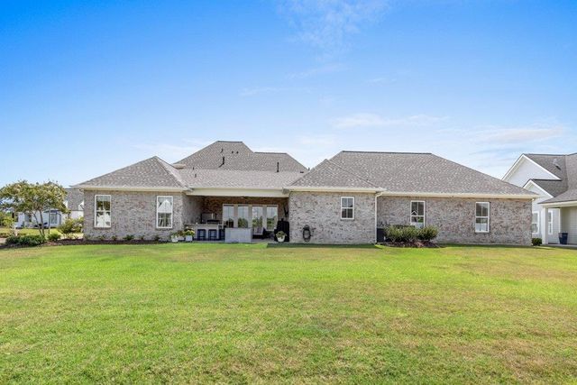 6543 White Oleander Circle W, Lake Charles, LA 70605
