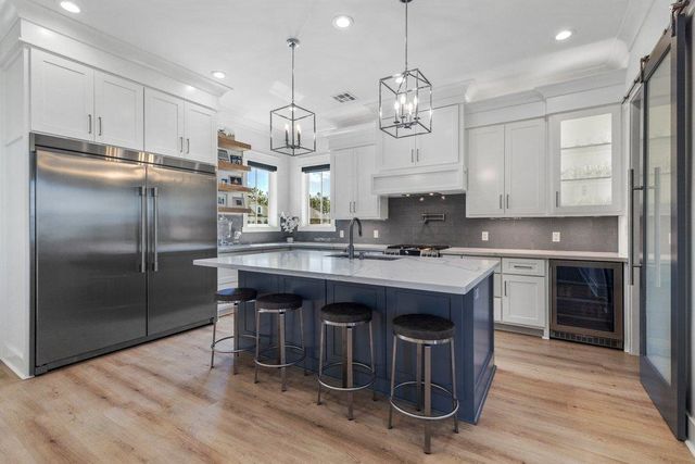 6543 White Oleander Circle W, Lake Charles, LA 70605