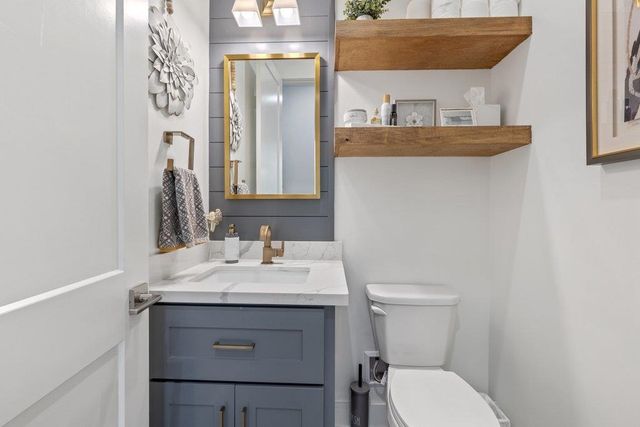 6543 White Oleander Circle W, Lake Charles, LA 70605