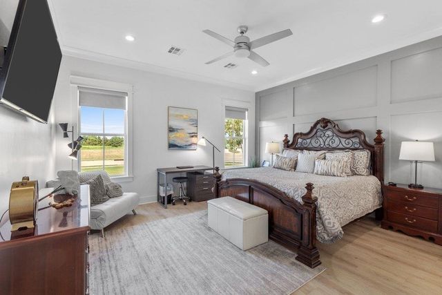 6543 White Oleander Circle W, Lake Charles, LA 70605