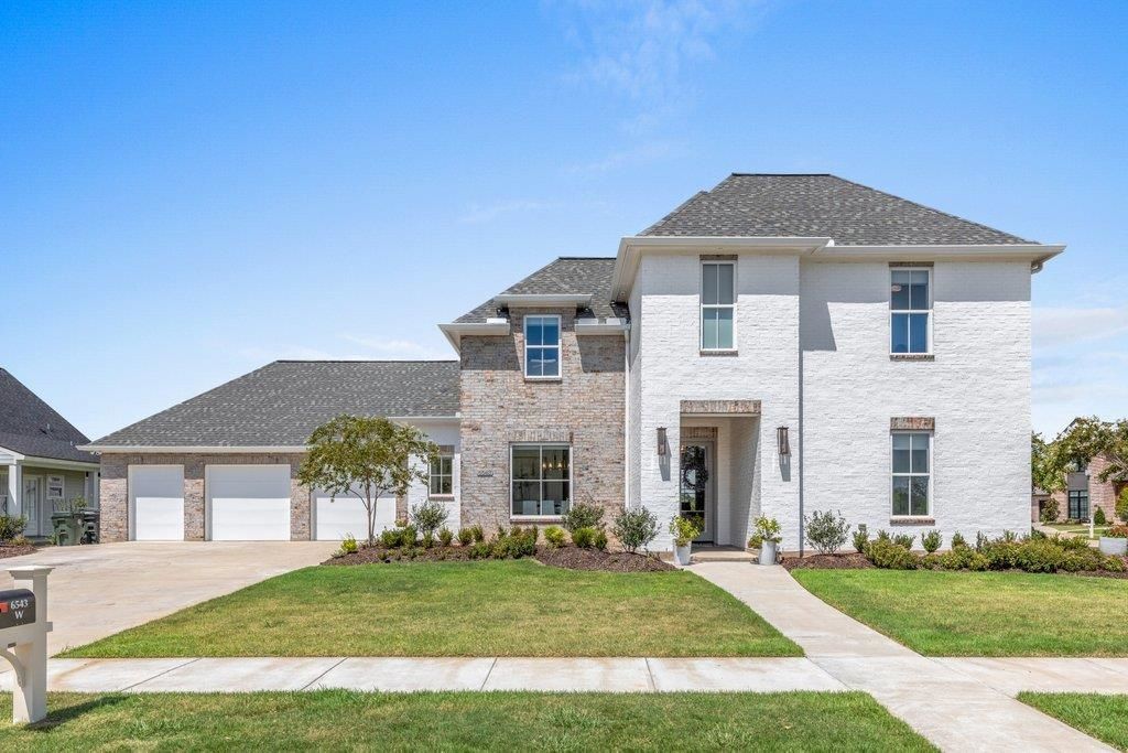 6543 White Oleander Circle W, Lake Charles, LA 70605