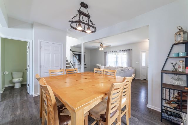 12724 Rutledge Street, Crown Point, IN 46307