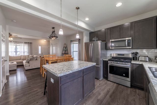 12724 Rutledge Street, Crown Point, IN 46307