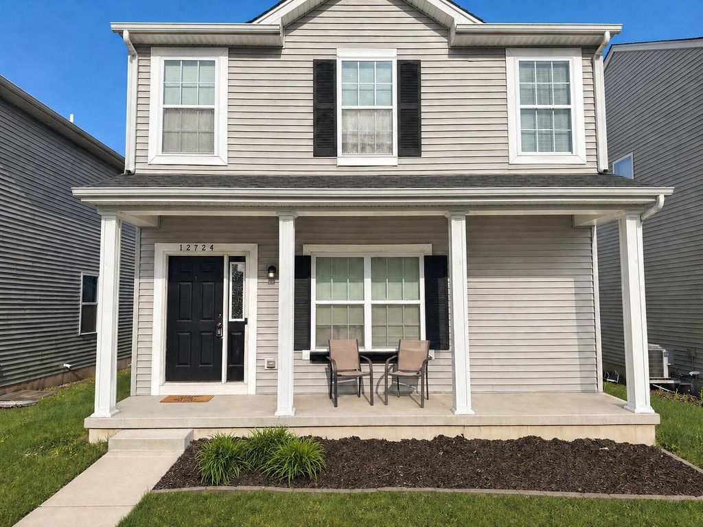 12724 Rutledge Street, Crown Point, IN 46307