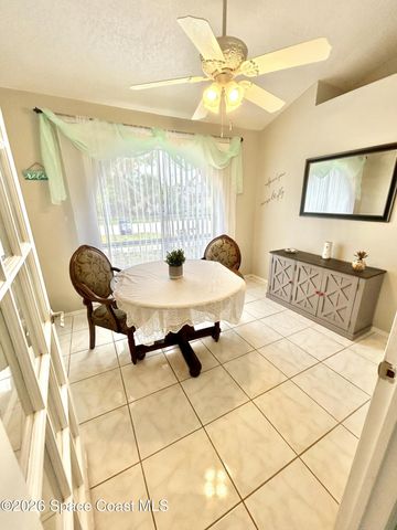 1098 Falconer Street NW, Palm Bay, FL 32907