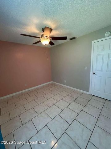1098 Falconer Street NW, Palm Bay, FL 32907