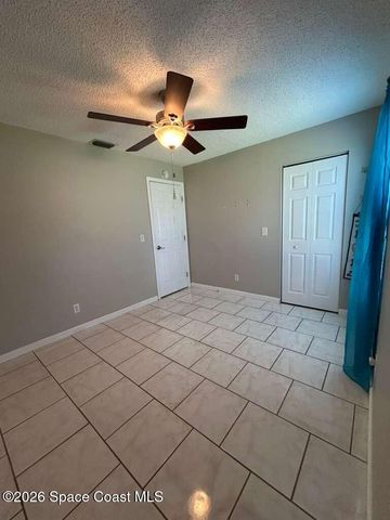 1098 Falconer Street NW, Palm Bay, FL 32907