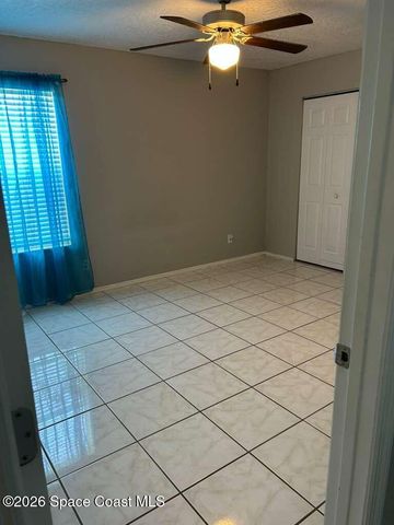 1098 Falconer Street NW, Palm Bay, FL 32907