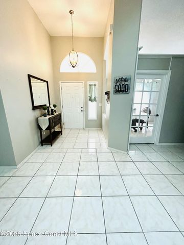 1098 Falconer Street NW, Palm Bay, FL 32907