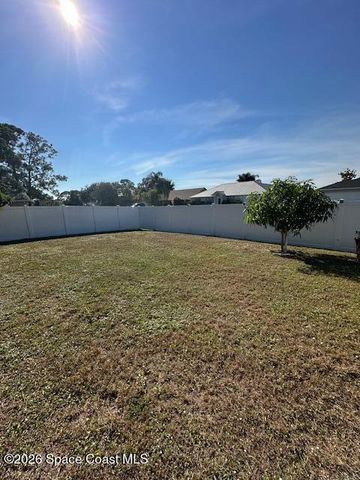 1098 Falconer Street NW, Palm Bay, FL 32907