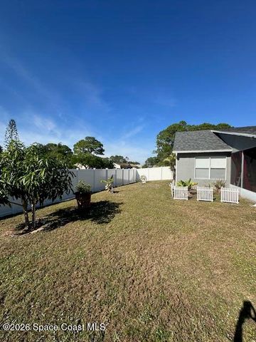 1098 Falconer Street NW, Palm Bay, FL 32907